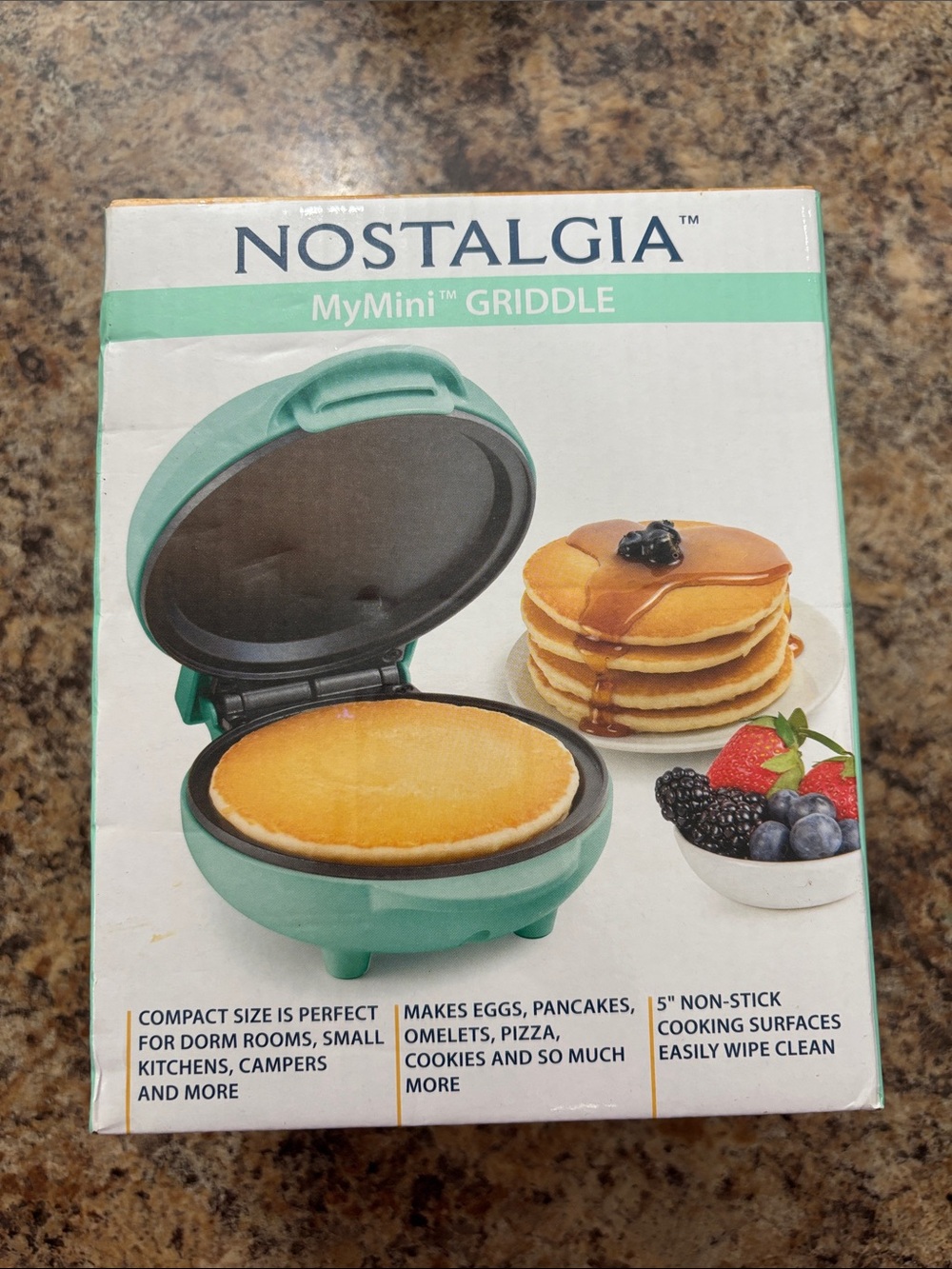 New in Box Nostalgia MyMini Griddle Mint Green Electric Pancake Maker